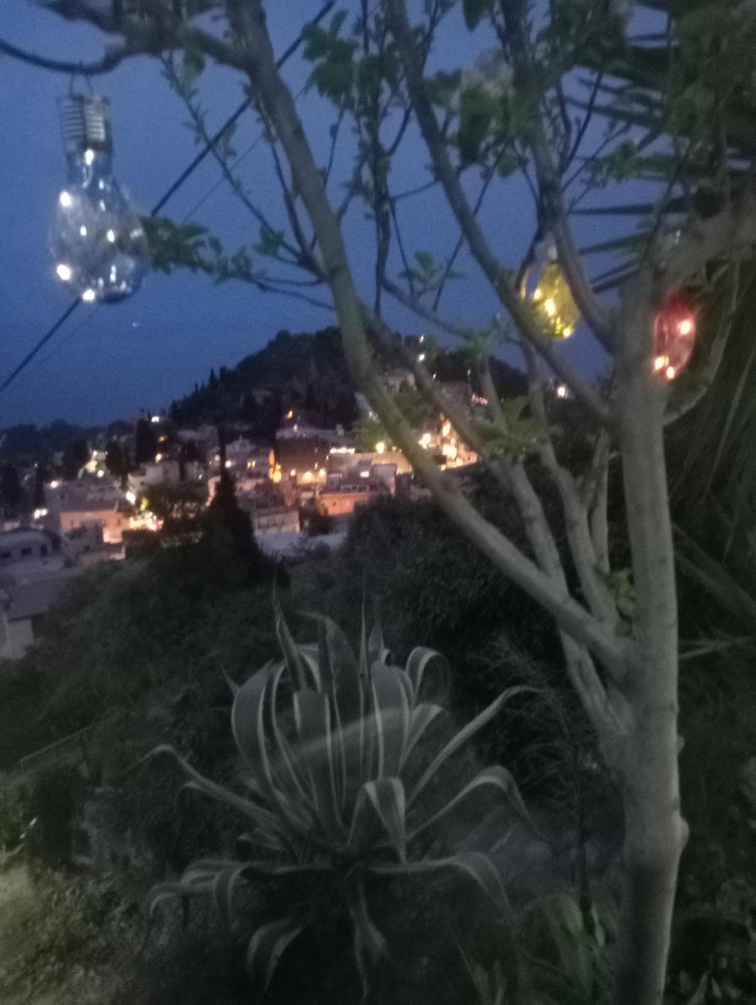 Villa Johnny And Mary'S House Breathtaking View Taormina Bilik gambar